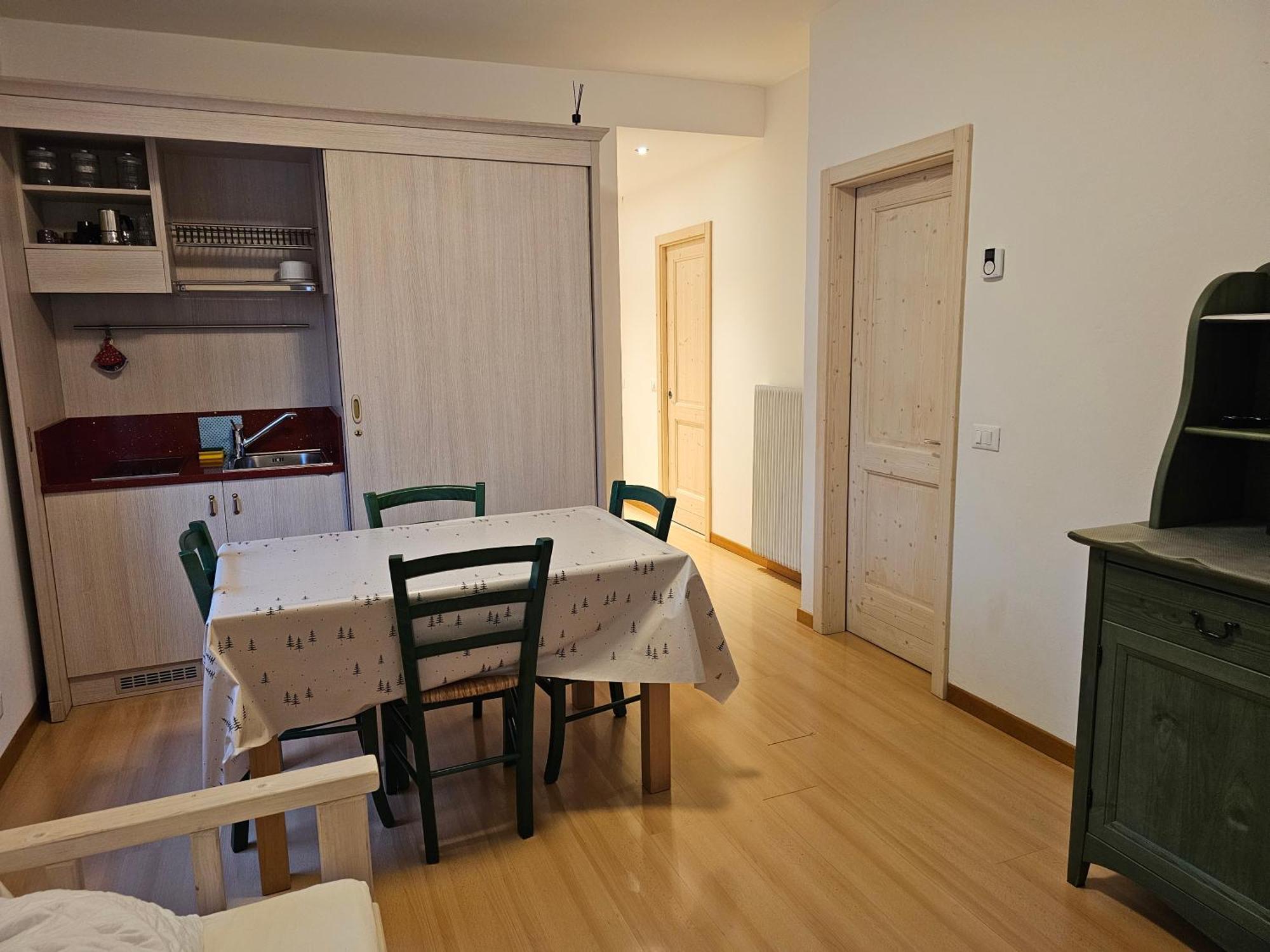 Garni San Lorenzo Pinzolo Exteriör bild